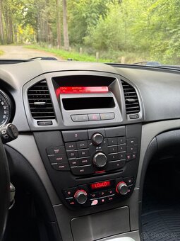 Opel Insignia 2.0CDTI 2011 - 9