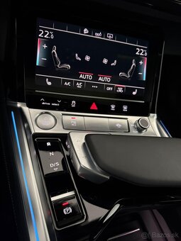 Audi e-tron 55 S-LINE 300 kW 408PS Quattro, Panoráma, Matrix - 9