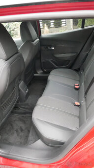 Peugeot e-2008 GT - 9