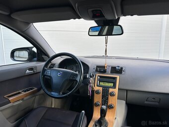 Volvo V50 2.0D Kinetic - 9
