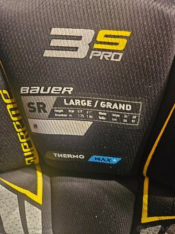 BAUER SUPREME 3S PRO - 9