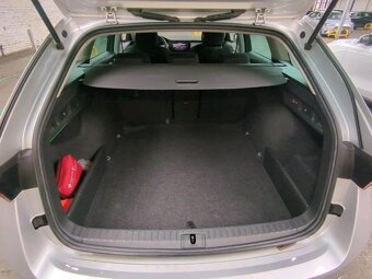 ŠKODA Octavia Combi Clever 2.0 TDI 110KW DSG automat - 9