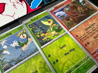 Pokemón PREM. balík 2: 100ks kariet v obaloch s IR + darčeky - 9