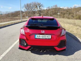 Honda Civic 1,5 VTEC Turbo Sport - 9