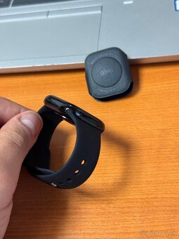 Apple Watch 10 42mm GPS Jet Black - nové, rok záruka - 9