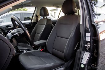 Volkswagen Golf e - 9