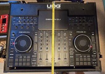 Denon DJ Prime 4+ Bundle - 9