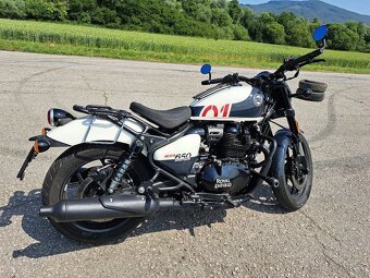 Royal Enfield Shotgun 650 - 9