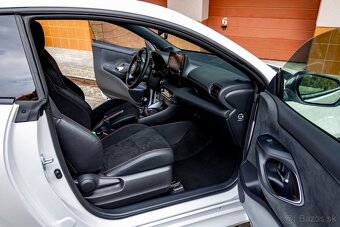 Toyota Yaris GR 1,6 Turbo 4WD (odp.DPH, v záruke, TOP stav) - 9