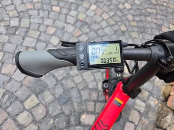 Elektrobicykel Bezior XF200 - 9