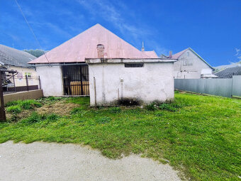 ZAUJÍMAVÁ NEHNUTEĽNOSŤ - BYTY, CHALUPA, DOMOV PRE SENIOROV, - 9