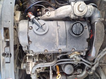 Audi a4 b6 1.9 tdi 96 kwrozpredam - 9