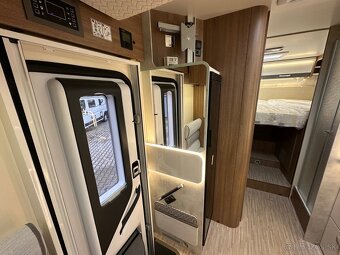 OBYTNÝ AUTOMOBIL MiLLER MONTANA - 9