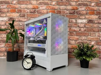 Ryzen 7 9800X3D\32GB\RTX 5080\SSD\1200W Zdroj - 9