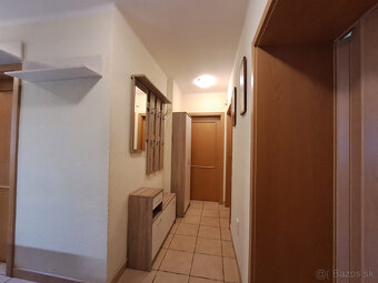 Prenájom 3 izbový byt s balkónom, komplet zariadený - 9