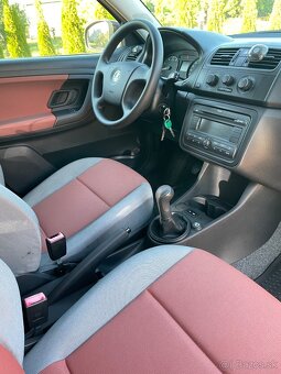 Skoda Fabia 1.2 HTP A/C - 9