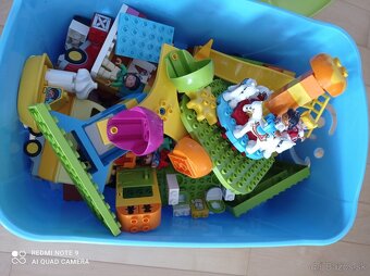 LEGO DUPLO - PLNÝ BOX - 9