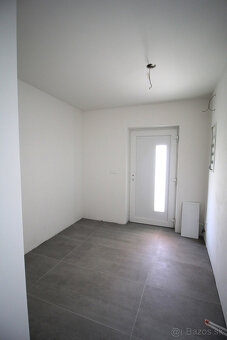 Predaj rodinný dom Šurany - 9