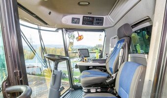 NEW HOLLAND CX8.90+VARIO 7,62 - 9
