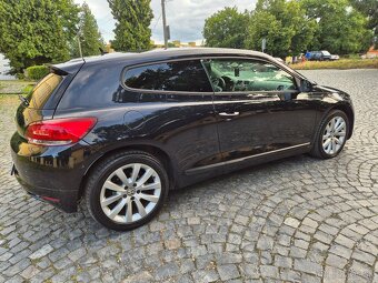 Volkswagen Scirocco 2.0 TDI 170k DSG - 9