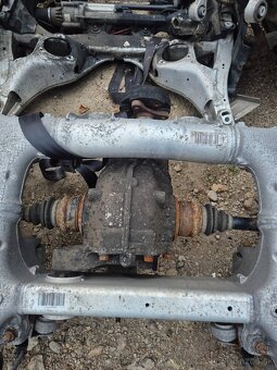 Predám nápravy pre BMW F10 520d /predná zadná - 9