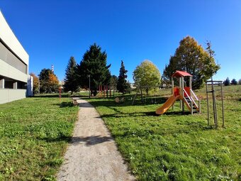 2i byt voľný na prenájom v Novom Hlohovci - 9