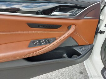 BMW Rad 5 Touring 540i xDrive G31 (340k) - M Paket, Adaptive - 9