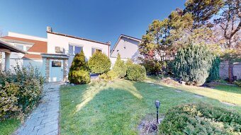 2-podlažný, 6-izbový RD s vyše 11á pozemkom - 9