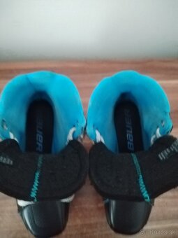 Brankárska výstroj. - 9