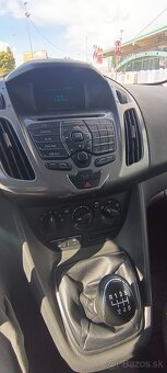 Ford Tourneo Connect 7miest - 9