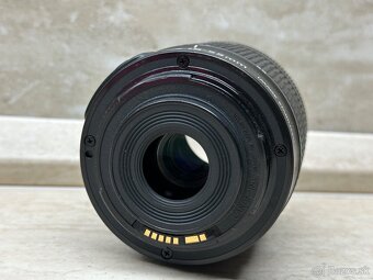 Canon EF-S 18-55mm f/3.5-5.6 IS - 9