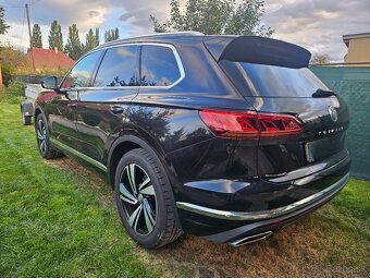 Volkswagen Touareg 3.0 TDI, 2018, full - 9
