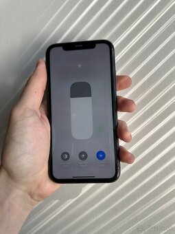 iPhone 11 64 gb Black - Nová Batéria - 9