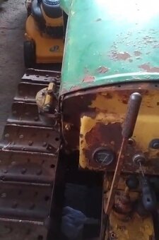 Pasovy traktor ITMA - 9