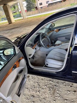 Mercedes W211 E270CDi - 9