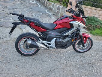 Honda NC 750X - 9