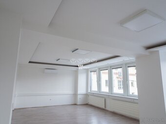 Prenájom_reprezentatívne kancelárie s parkovaním ŽILINA - 9