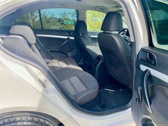 Škoda Octavia facelift 1.9tdi 77kw - 9