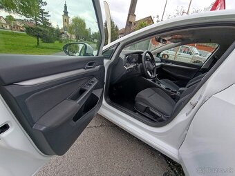 Volkswagen Golf 8 Benzin/CNG 1,5TGI, 96 kW/130 koní - 9