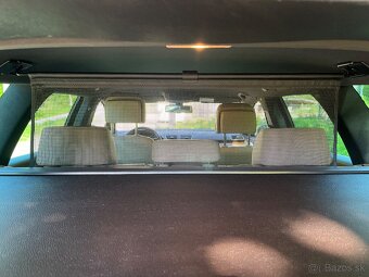 Volkswagen Passat B7 Variant 2.0 TDI Highline - 9