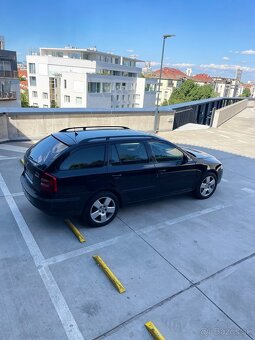 Škoda Octavia 2.0 TDI DSG - 9
