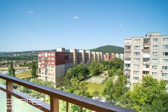 Na predaj priestranný, slnečný 3i byt po staršej kompletnej - 9
