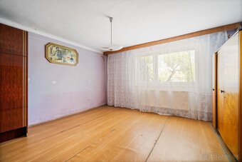 ÚTULNÝ RODINNÝ DOM NA PREDAJ – DUBOVANY - 9