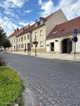 PRENÁJOM / GARSÓNKA / CENTRUM MESTA HALENARSKA - 9