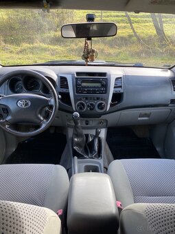 Toyota hilux 2.5 88kw - 9
