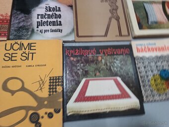 knihy o vyšívaní, výšivkách, ručné práce, kroj - 9