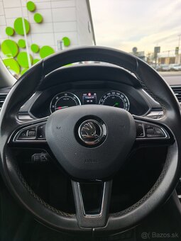 Škoda Superb 2.0 TDI Style DSG - 9