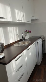 Predám 4-izbový byt,Podvysoká 300 - 9