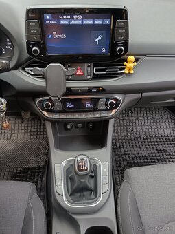 Hyundai i 30 kombi, 1,5i, 11/2022 - 9