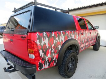 TOYOTA HILUX 2.5 D-4D // 230000KM // 4X4 // SR // 1.MAJITEĽ - 9